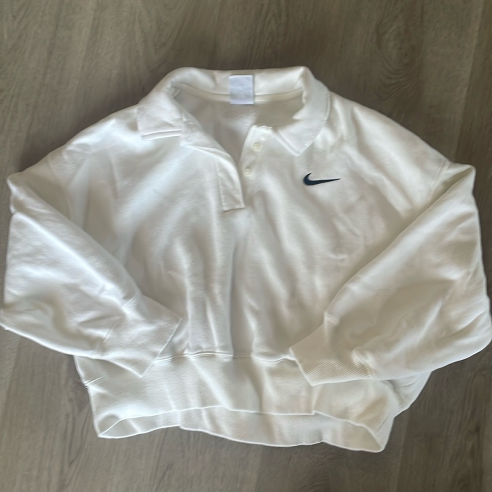 Nike sweatshirt